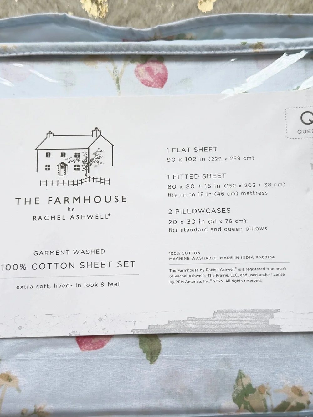 The Farmhouse Floral Cotton Sheet Set - Light Blue with Pink Roses